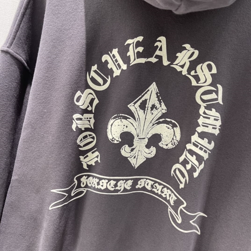 Ch*0me He**ts outwear